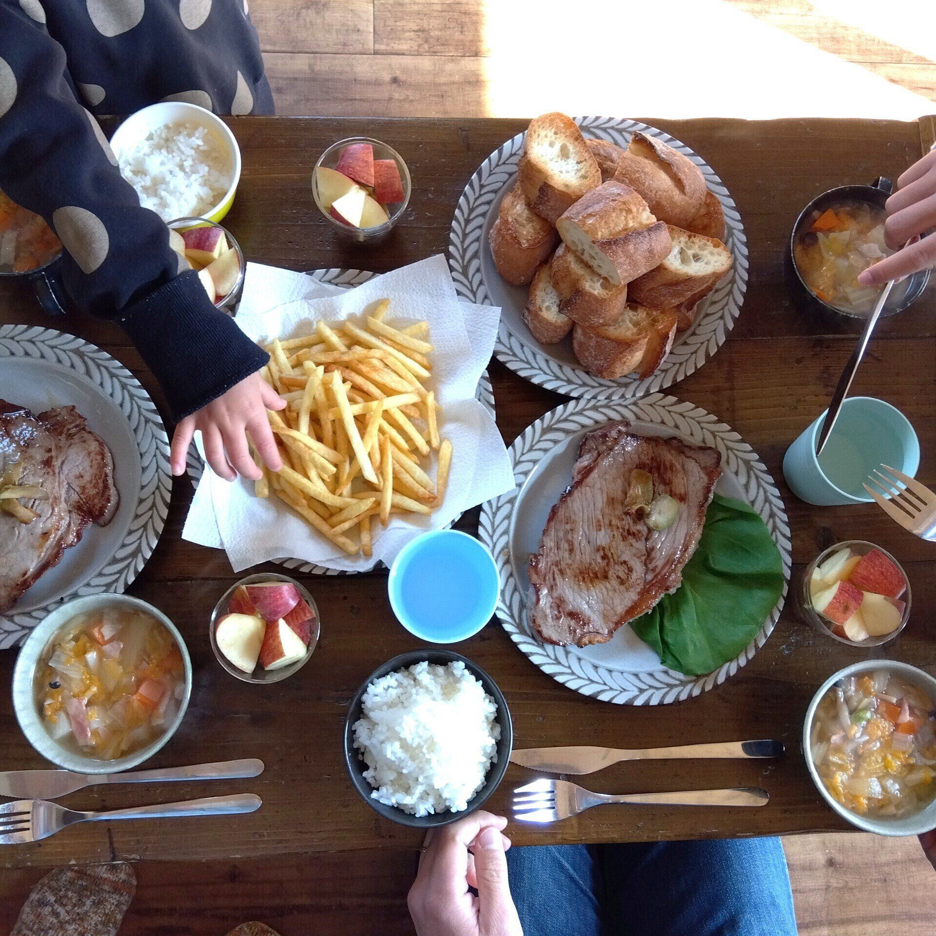 値上げラッシュ時代の新習慣！1,000円以下で子どもたちの夢を叶える