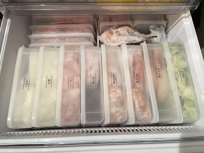 【収納】詰め込み冷凍庫は100均で立ててスッキリ！