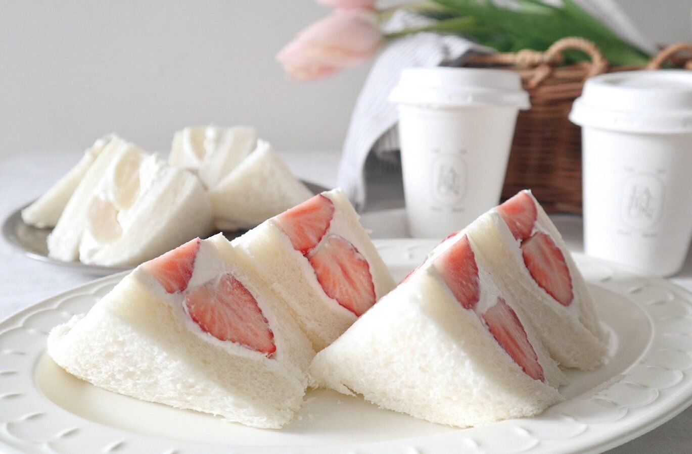 子どもも食べやすい！ママ友をおもてなし！映えサンドイッチを作ってピクニックしよう♪