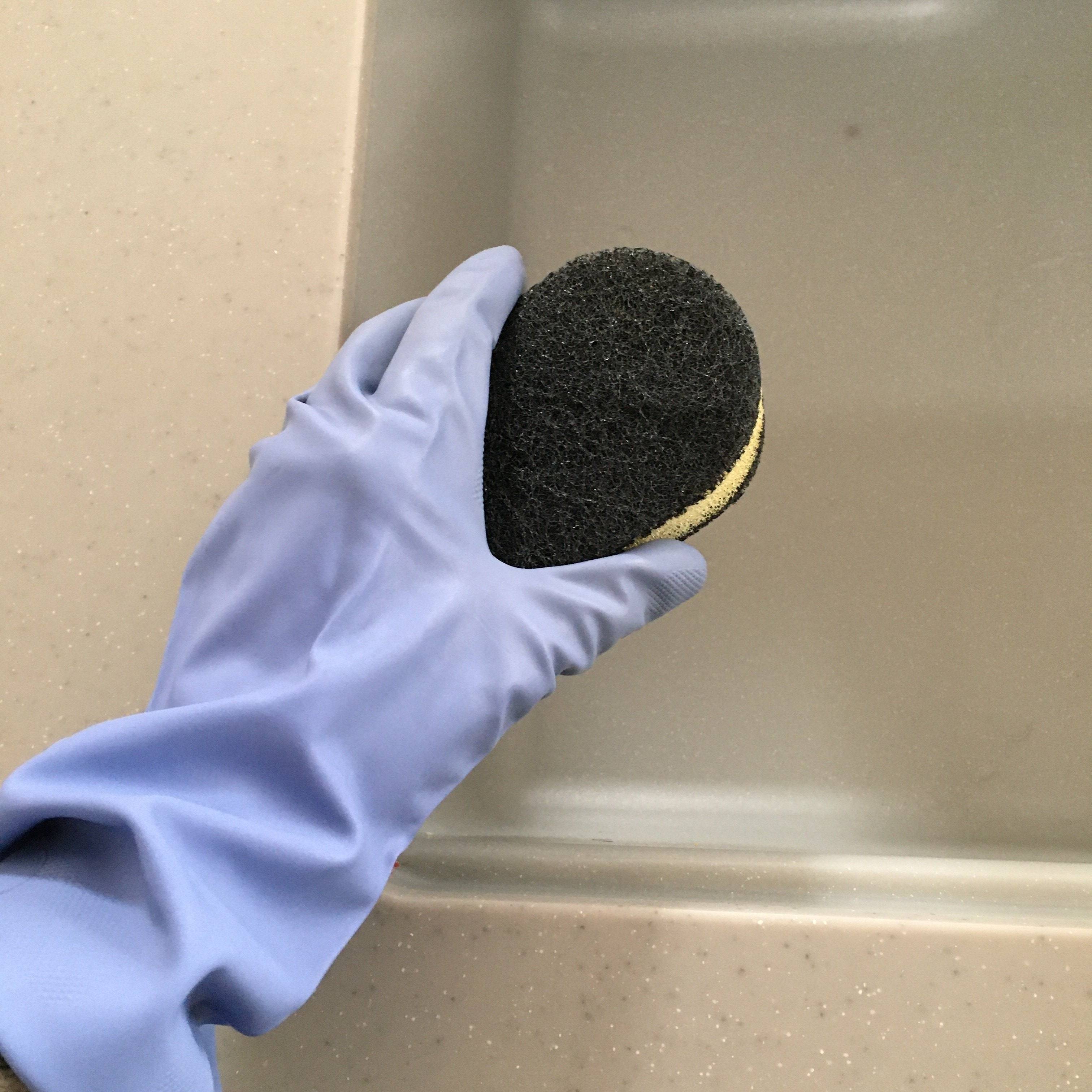 全部こなすなんて無理！6歳2歳0歳子ども3人ママが「やめてラクになった家事」一挙公開