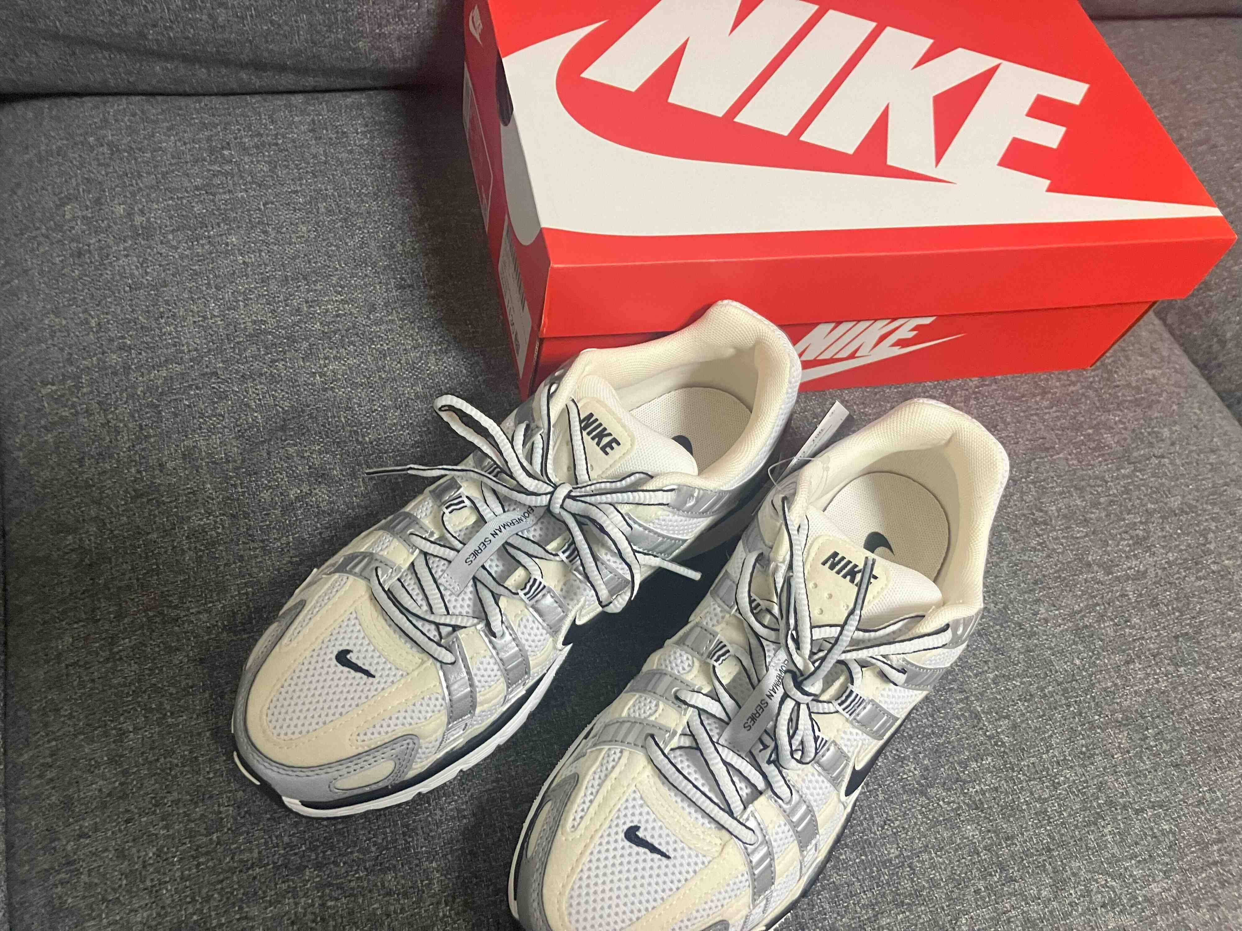 春に向けて購入♪ナイキスニーカー