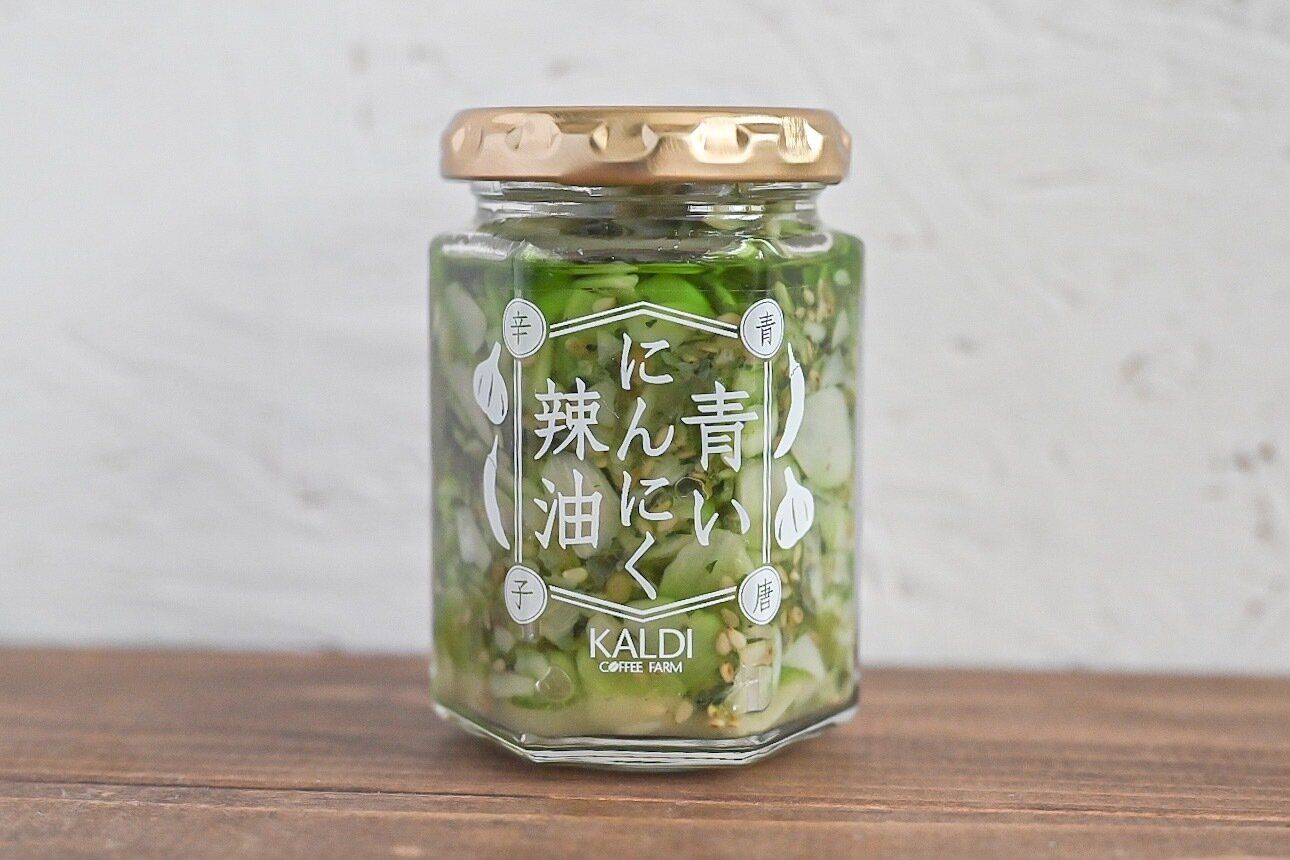 【カルディ】品切れ続出！「青いにんにく辣油」がやっぱり最高♪メイン食材ひとつでOK！簡単レシピ3選