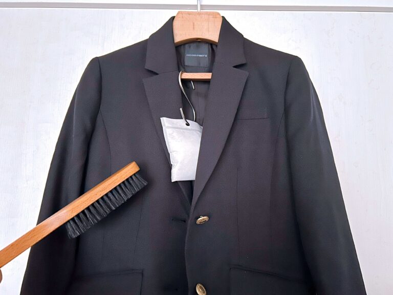 【無印良品】衣替え前にそろえよう！正装デビューさんが持っていたいメンテナンスグッズ3選