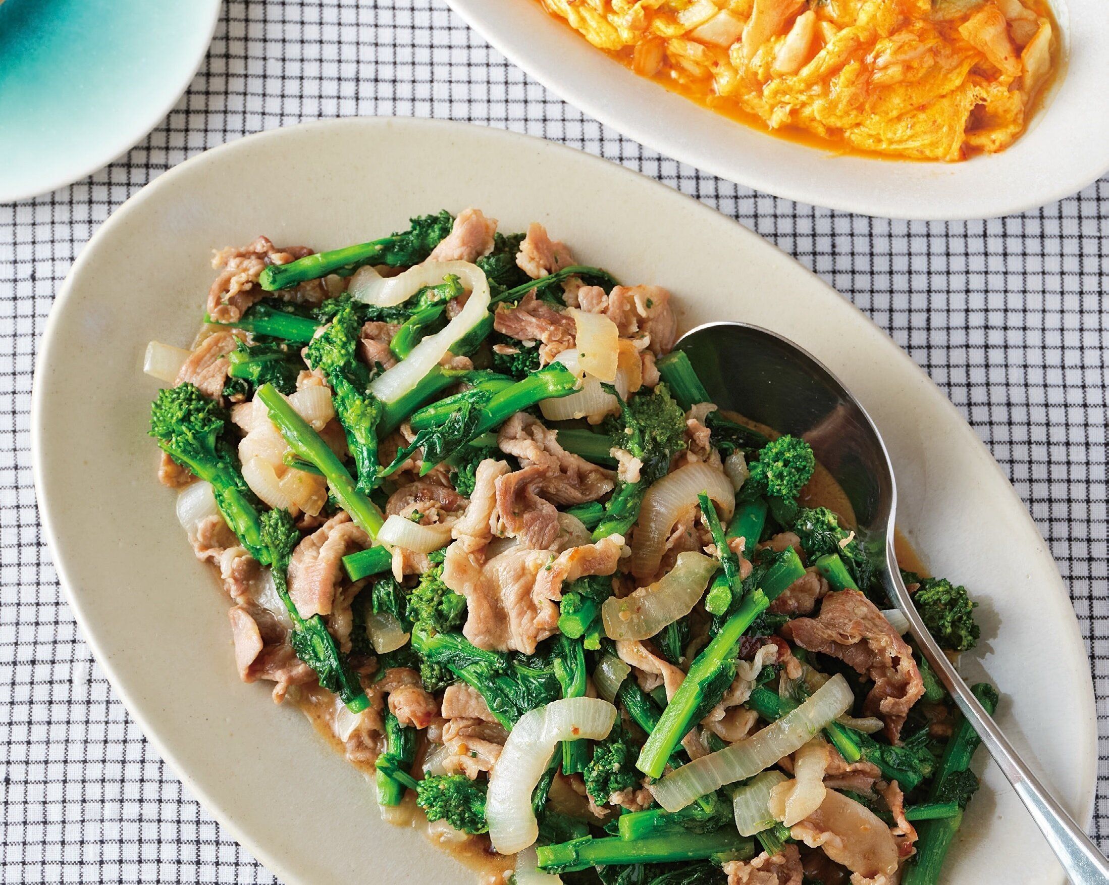 べんとうにも使える旬おかず「豚肉と菜の花のみそ炒め＆キムたま」が絶品！