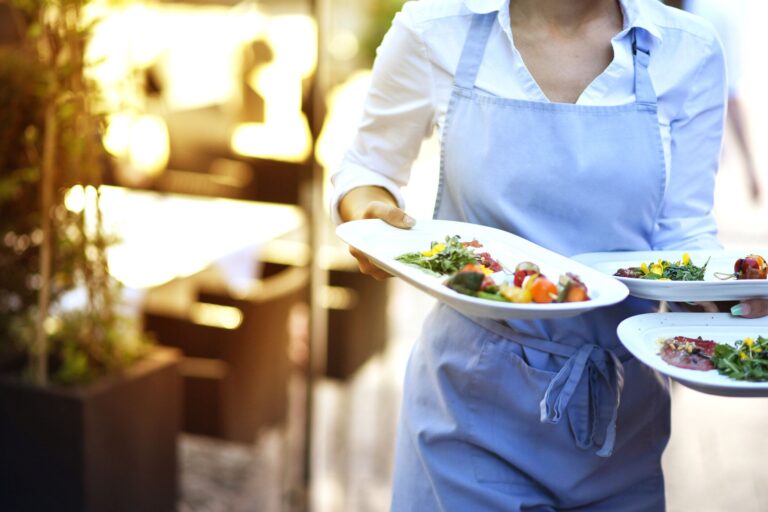 目からウロコ！年間100万円貯めた人が「外食をしない」ためにやっていること3つ