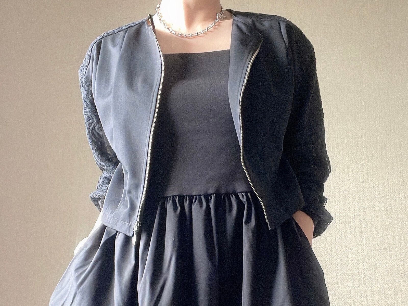 【ユニクロ】二度見するほど美シルエット！ユニクロに感謝したくなるワンピース