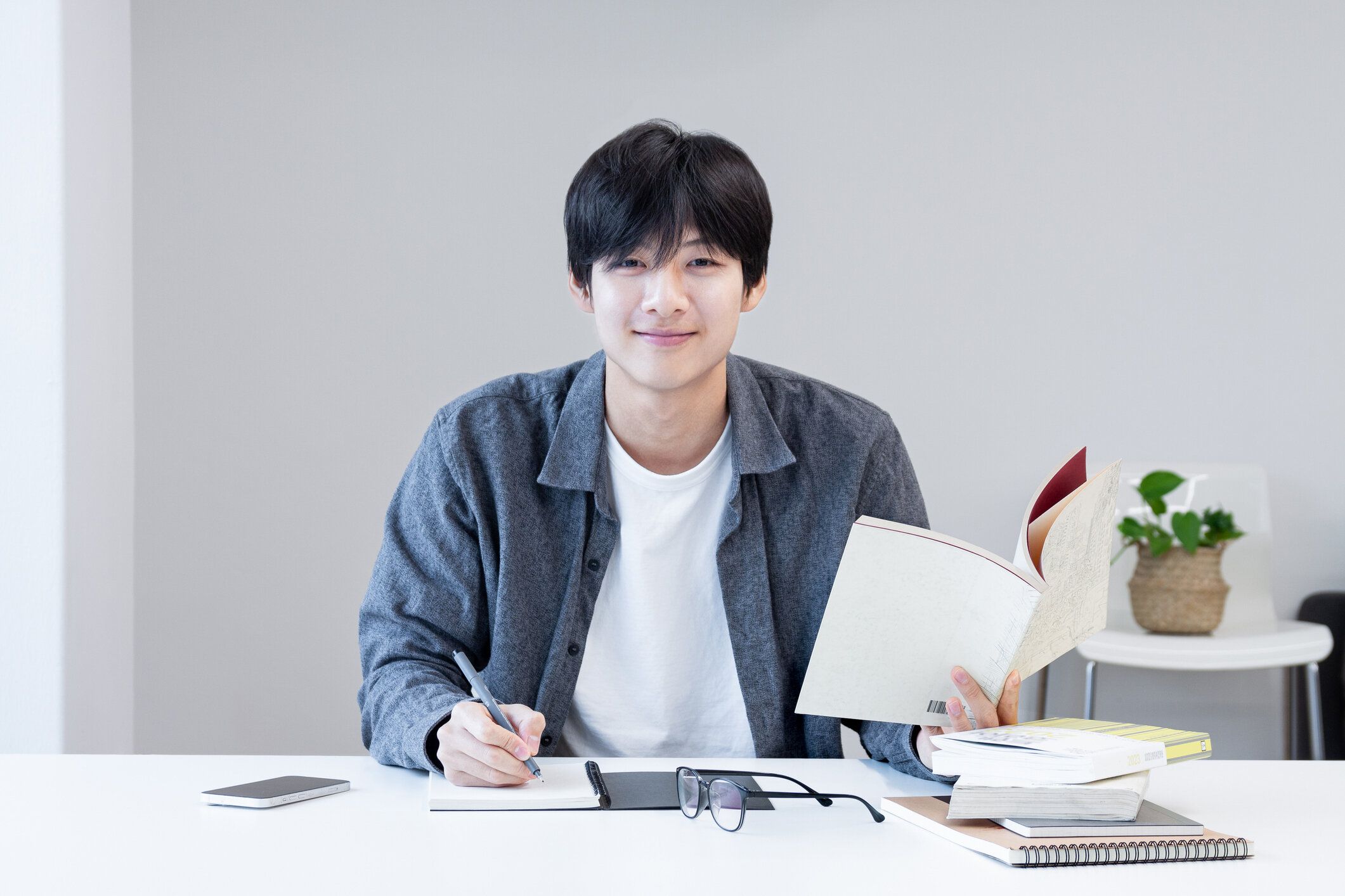 【韓国語】ナムジャの意味とは？関連する韓国語についてもくわしく解説！