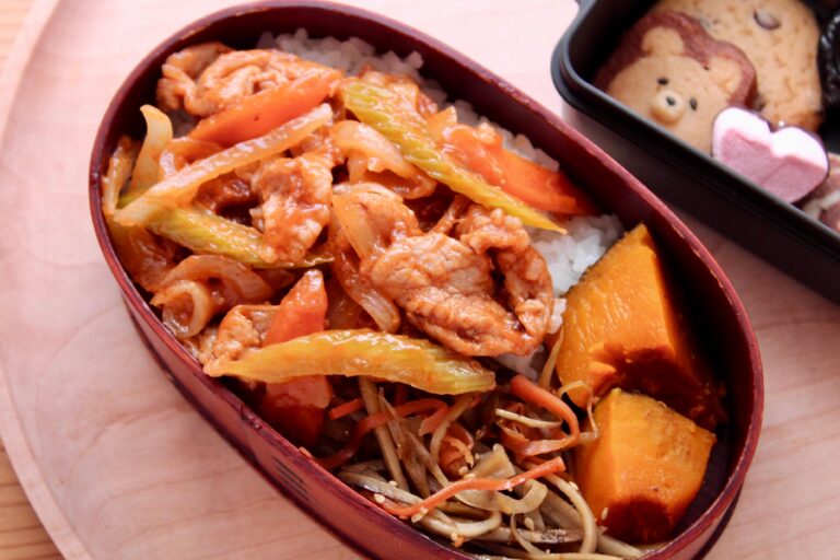 【レシピあり】朝1品、10分でつくるだけ！野菜たっぷりでも満足できるお弁当
