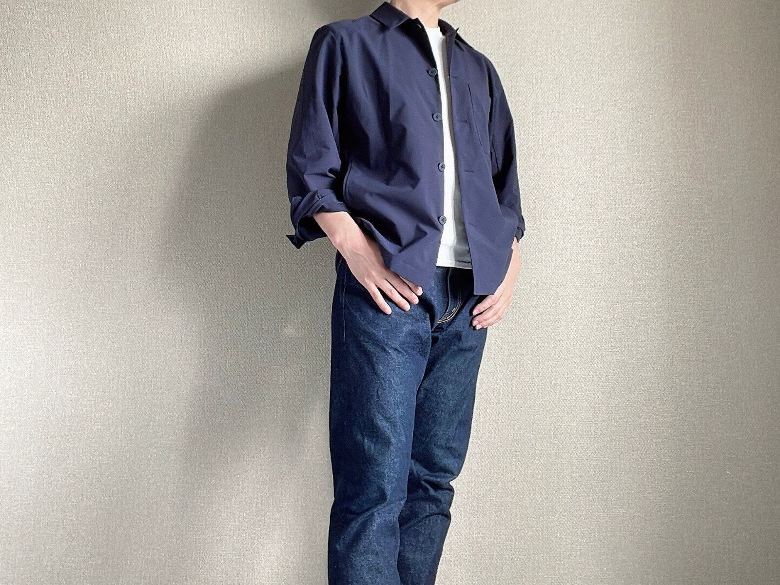 【ユニクロ】マニアが神アイテムに認定！40代の夫が即オシャレになるシャツ発見！