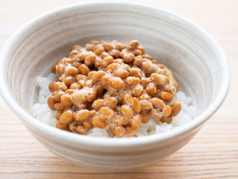 たかが納豆ごはん、されど納豆ごはん！もっとおいしく！もっと栄養たっぷり！定番から変りダネまで♪おすすめちょいたしレシピ5選
