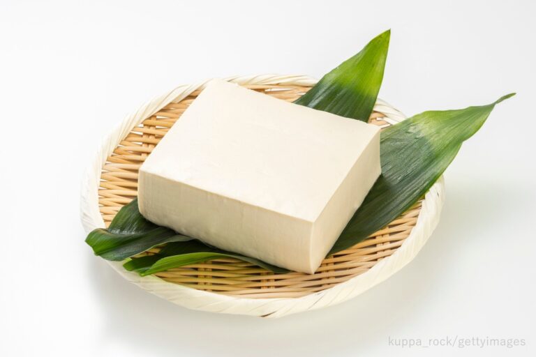 ごま油香る！「豆腐」が使い切れないときにつくってほしい絶品＆簡単レシピ