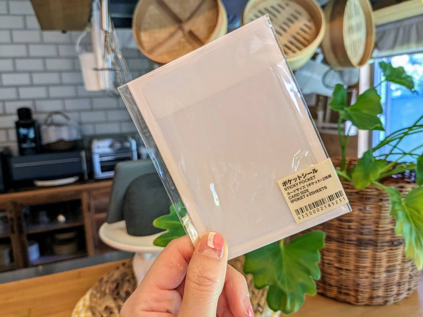 【無印】地味スゴ！“収納のプロも太鼓判”ここに収納あったらいいなが叶う「ポケットシール」