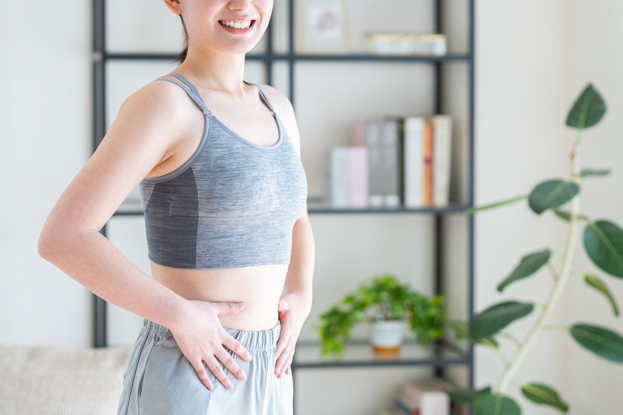 2週間で体重－2.4kg・ウエスト－5cm！骨格ストレートさんに効く「10秒ちょいトレ」がスゴイ