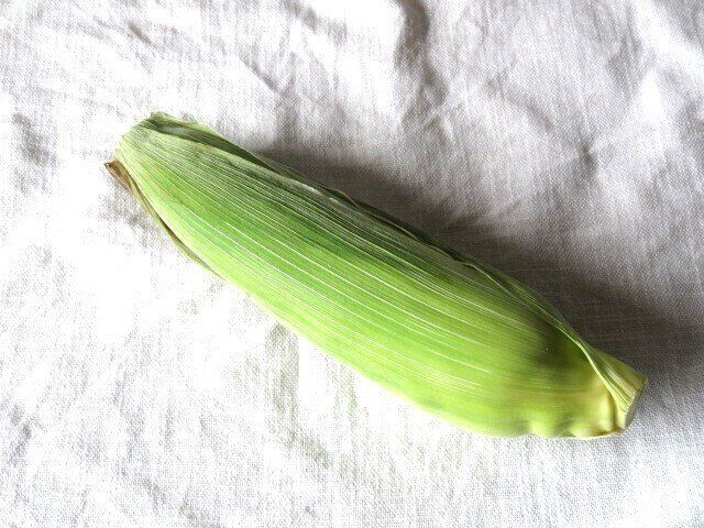 特別な道具はいらない！トウモロコシが電子レンジのみで満足の味に