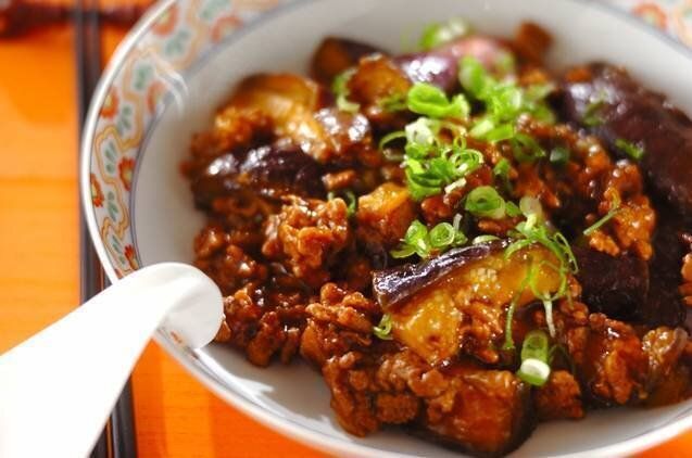 「夜ごはん」にぴったり！簡単夕飯レシピ63選　ボリューム満点なおかず・主食を紹介