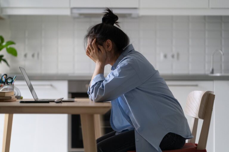 ストレスで起こる体や心の異変～生活習慣病への影響も解説～