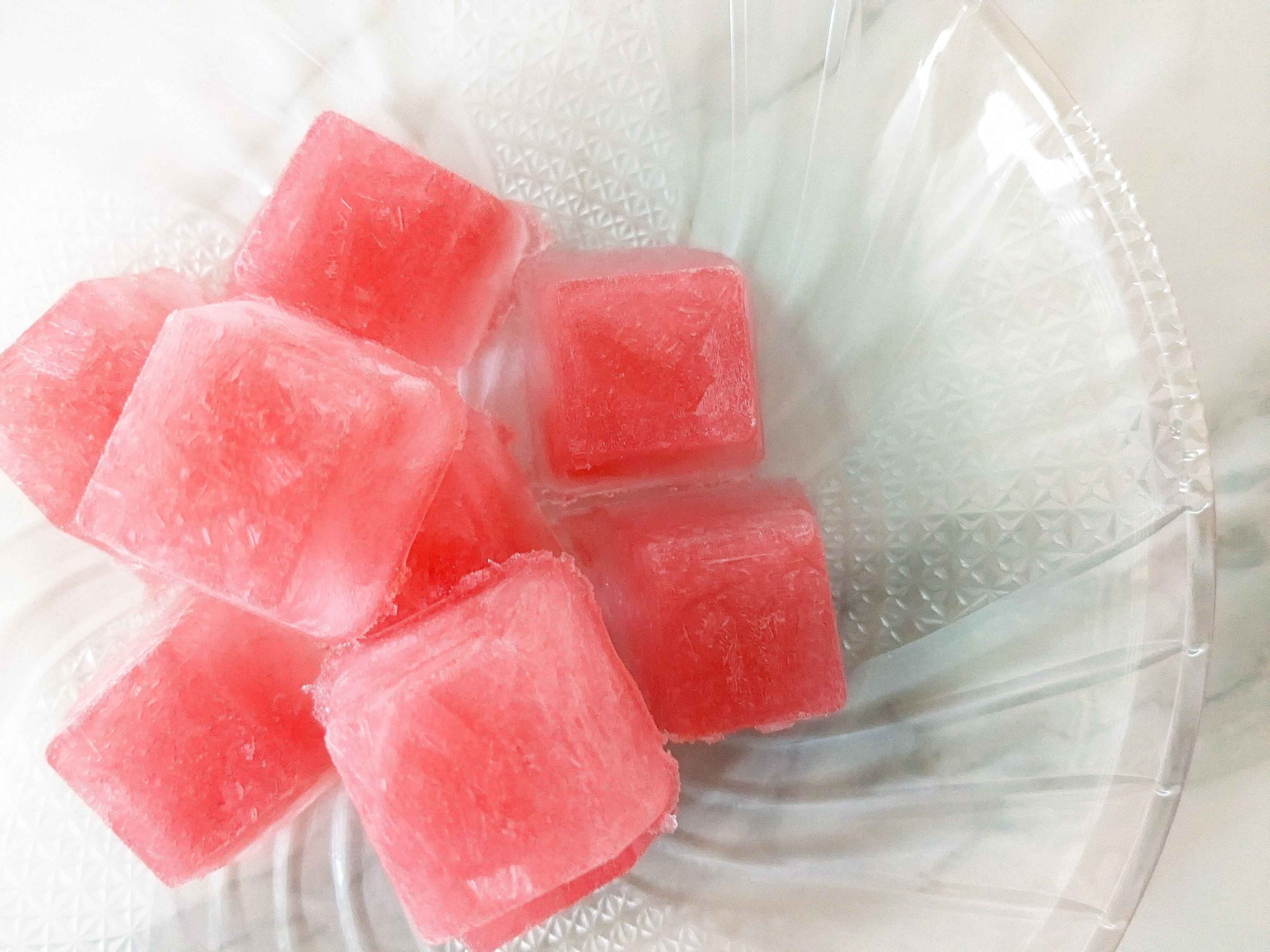 【家事貯金】暑い日にはこれ！ジュース氷で夏の食卓に彩りと涼やかさを