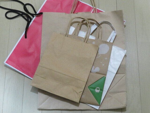 いつのまにか増えた紙袋を有効に使う！すぐ捨てずに得する活用法5
