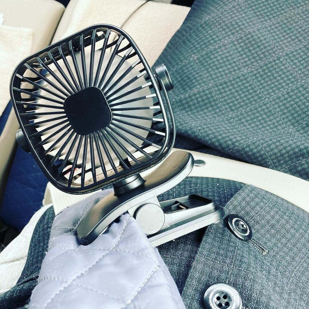 みんな買っている！【ダイソー】「エアコンを付けなくても涼しい」車で使いたい激押し商品