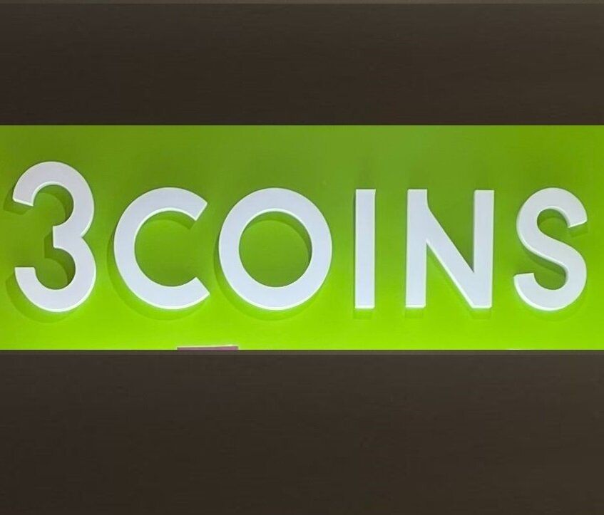 【3COINS】旅行におすすめの100均で大人気のポーチがスリコにもあった！使い心地は？