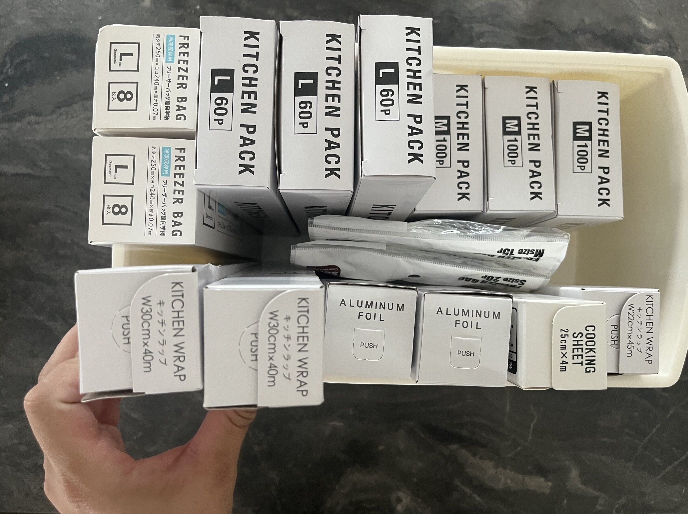 全部110円で揃うなんてコスパよすぎでしょ！生活感がでない日用品ならセリアで選ぶのが断然◯