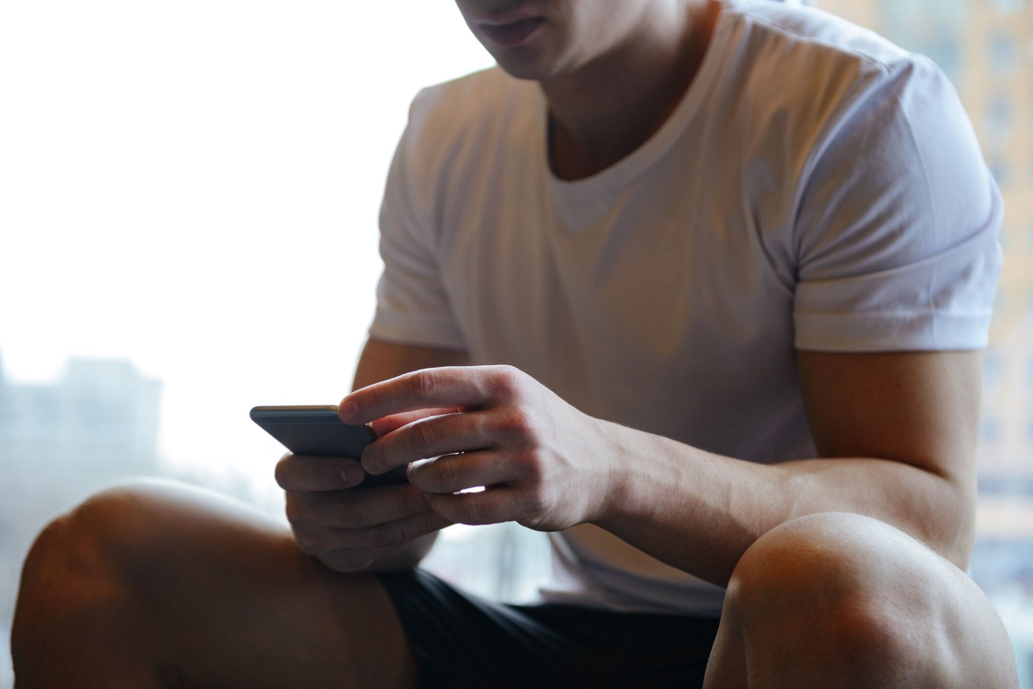 ひとつの投稿で人生が終わる？本当にあったSNS離婚の怖い話