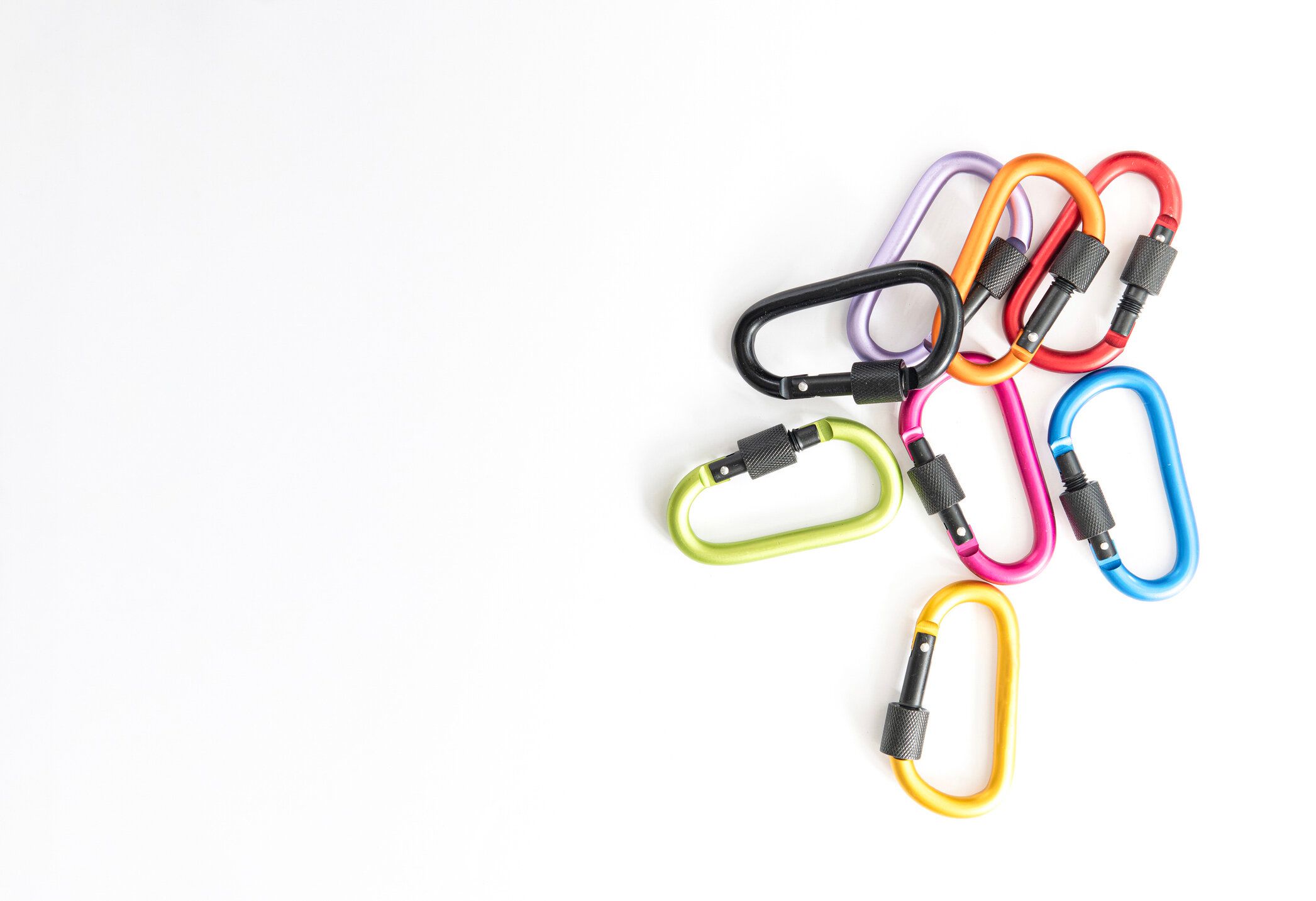 【2025年】おしゃれなファッションカラビナおすすめ13選！