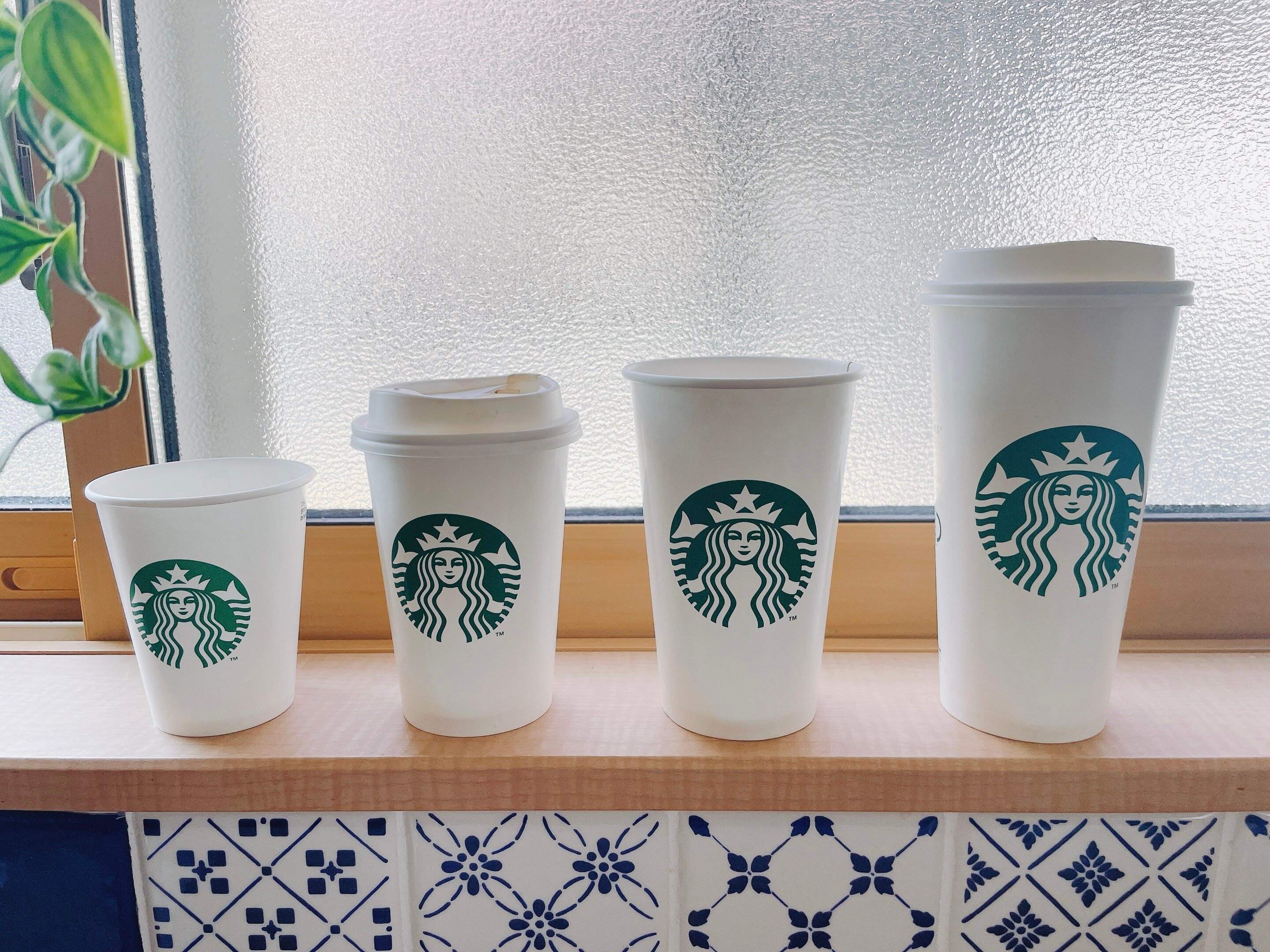 スターバックスのフラペチーノのメニュー【2024年最新】種類別のサイズと量も紹介