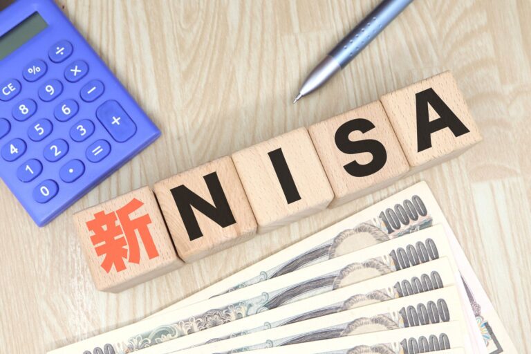 【2択クイズ】新NISAで殖えるのどっち？