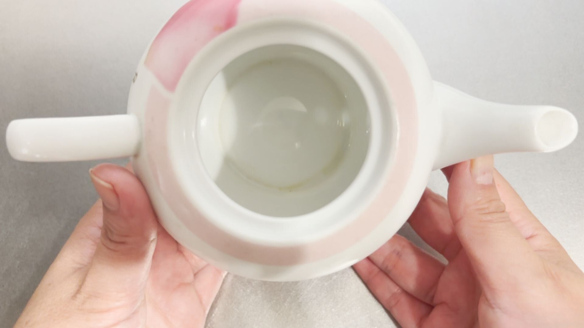 漂白剤不要！食器につく着色汚れをスッキリ落とす簡単お手入れ術