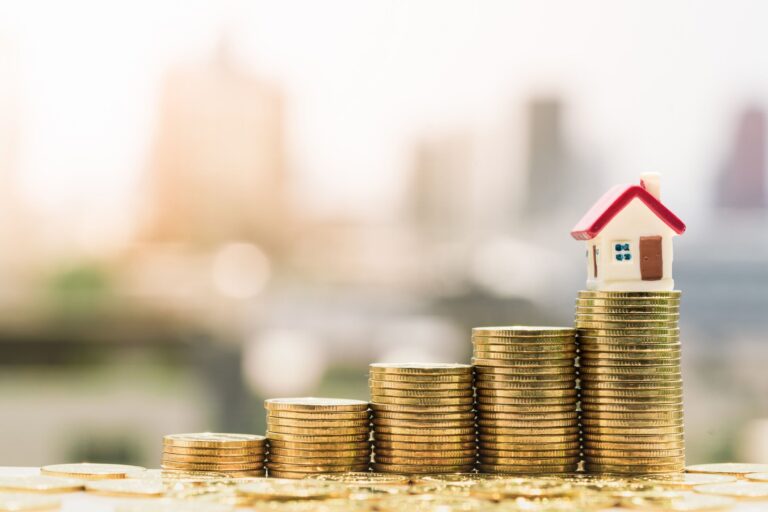 お金の「使い方」をトコトン考え抜いて赤字→月10万円貯まる暮らしに！家計簿を大公開