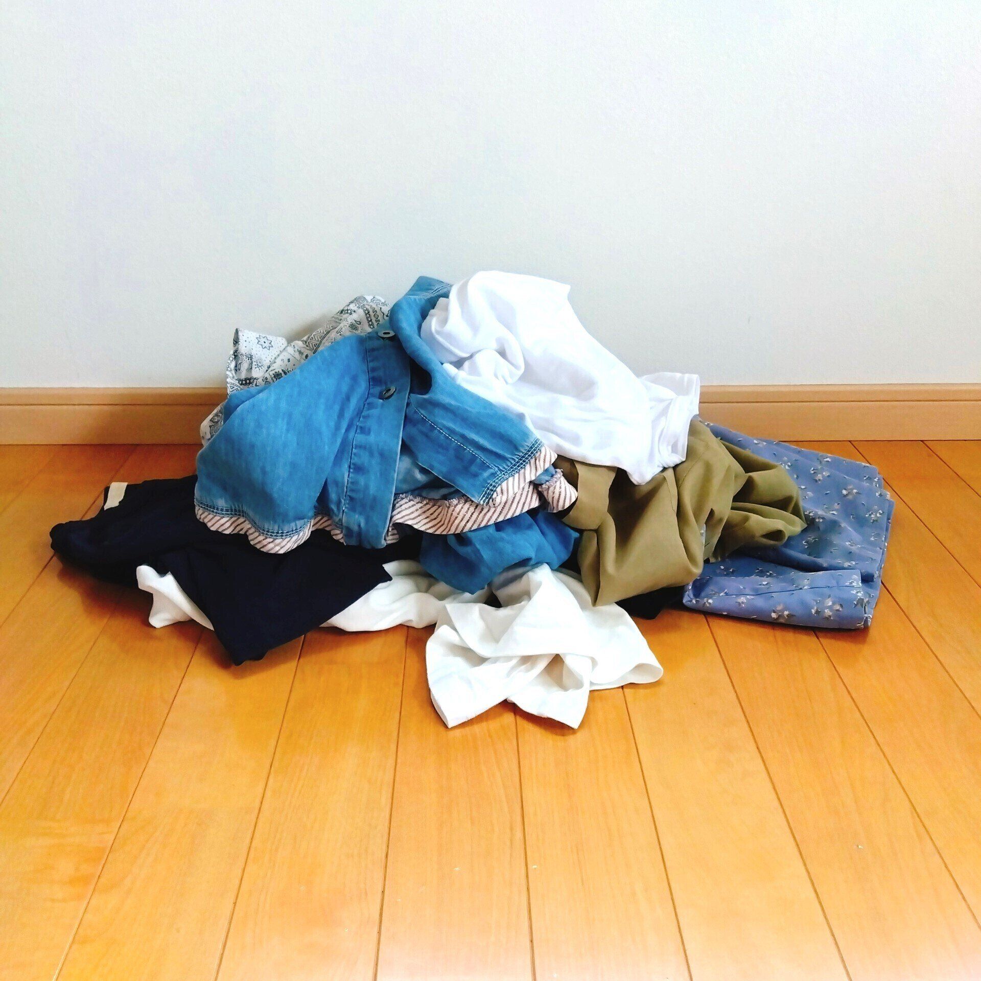 【節約】年間320万円貯金する整理収納アドバイザーが教える！服代を減らすたった1つのコツ