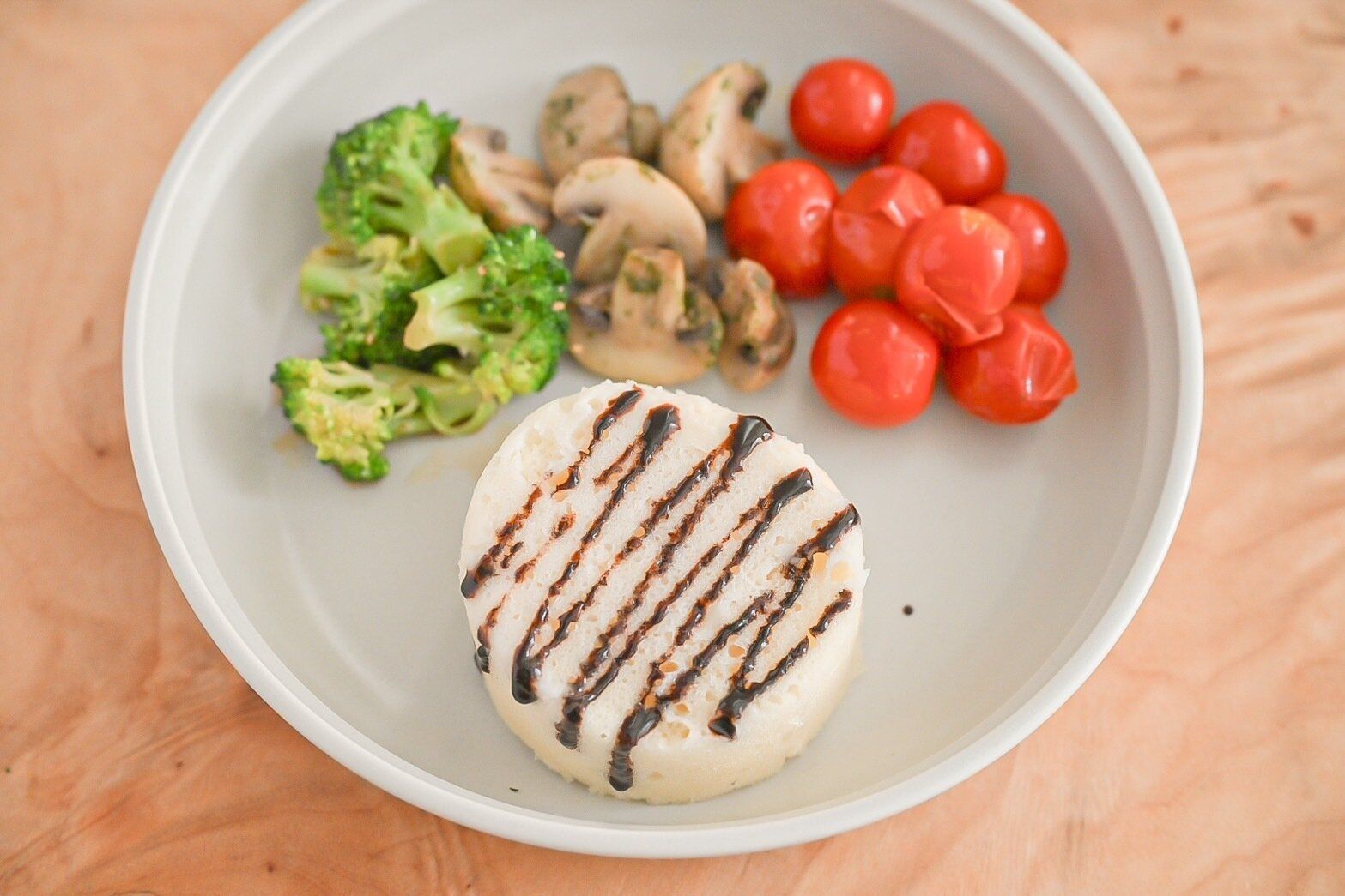 【3COINS】レンジでパンケーキをつくれる商品が便利すぎ！＆レンジ加熱1回で4品同時につくれるレシピつき