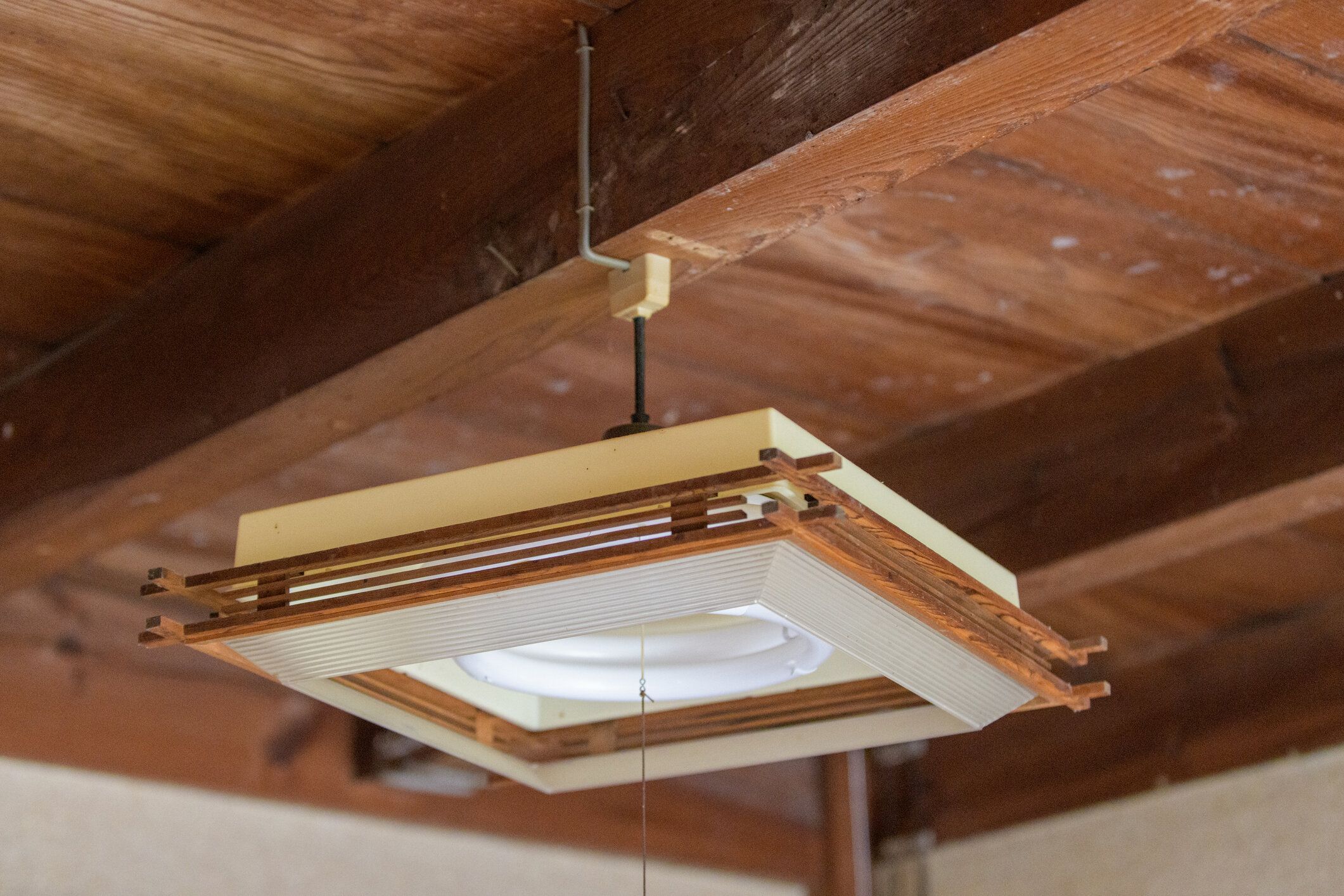 和室照明おすすめ26選！素材やタイプ・選び方を解説