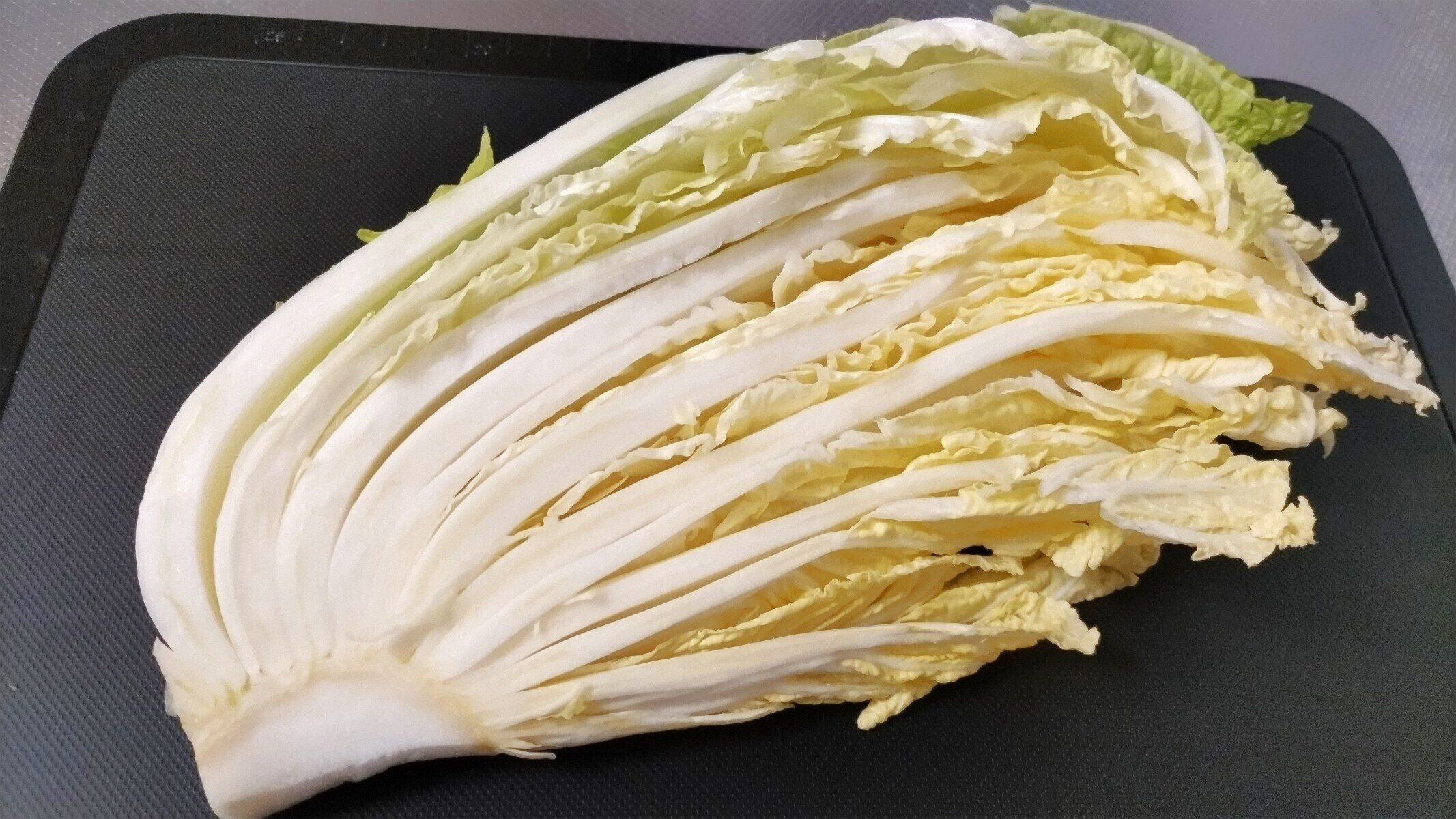 【白菜】に食べ飽きたらこんな食べ方はどう？生でもモリモリ進むシンプルなサラダを召し上がれ！