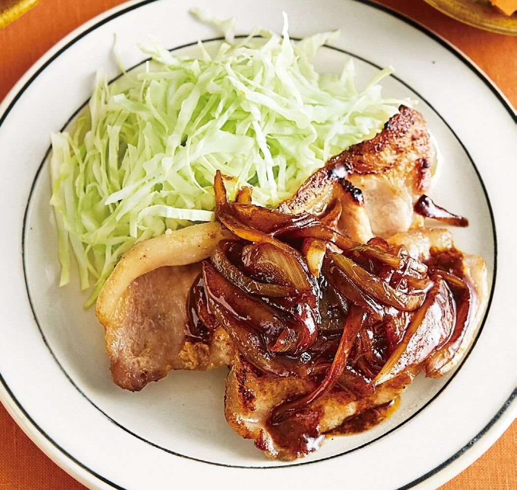 ソースの2種がけで家族も大喜び！ハンバーグトマトソース＆チーズソースレシピ