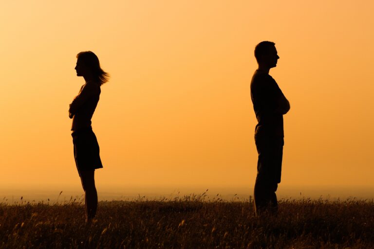 「大掃除」をしない夫婦は将来離婚の危険性が高い!? 熟年離婚する夫婦が「やっていない」こと3つ