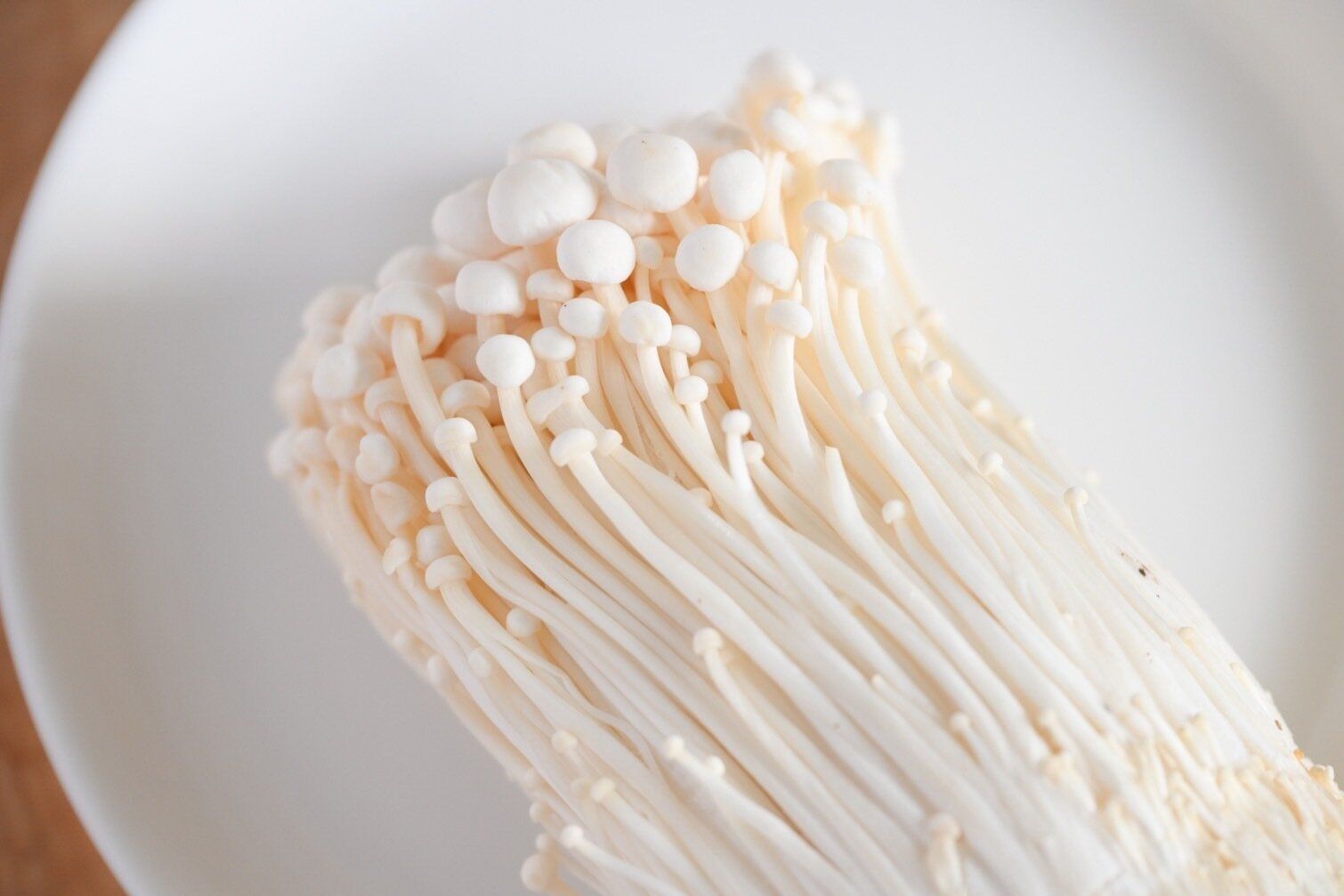 【旬食材】えのきだけの石づき切り落として保存している？正しい保存方法＆メイン食材えのきだけで作れるレシピ２選