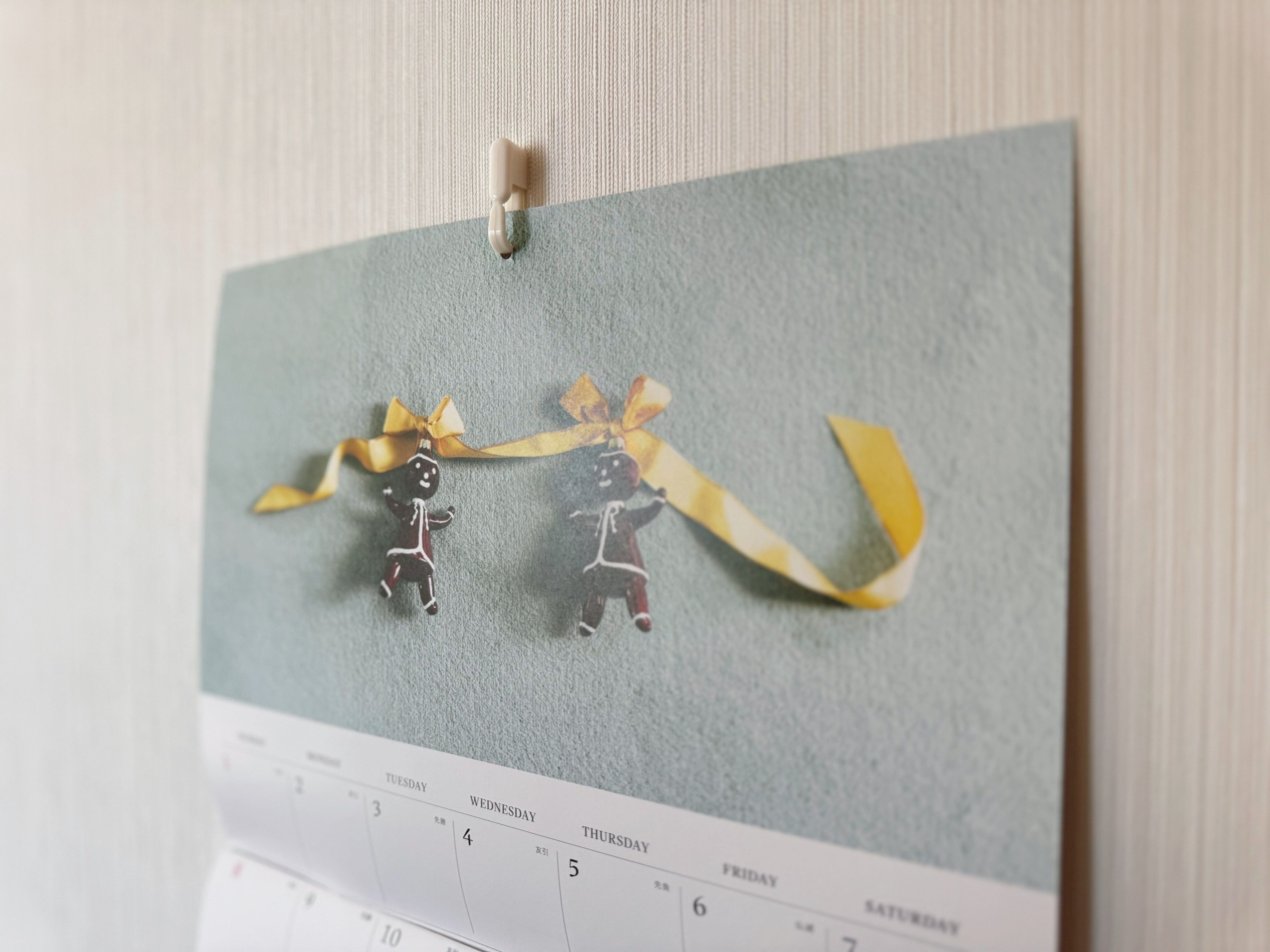 飛ぶように売れている【セリア】｢賃貸OK｣｢使えるフック！｣超優秀人気グッズ3選