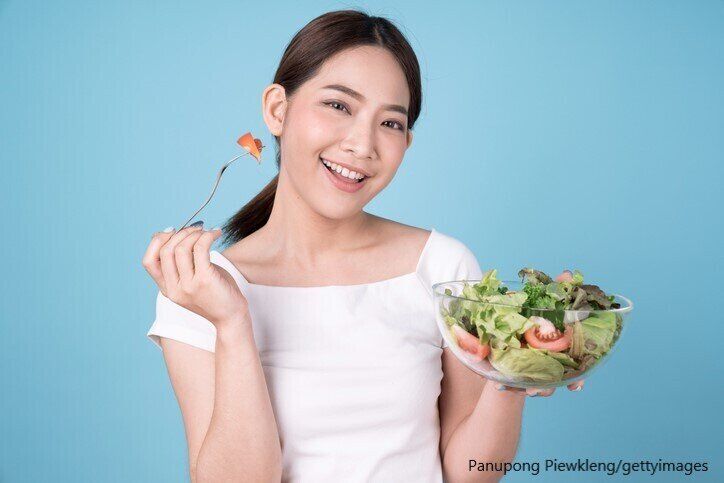 ブロッコリー、トマト、あとひとつは？サラダでダイエットに適した食材3選