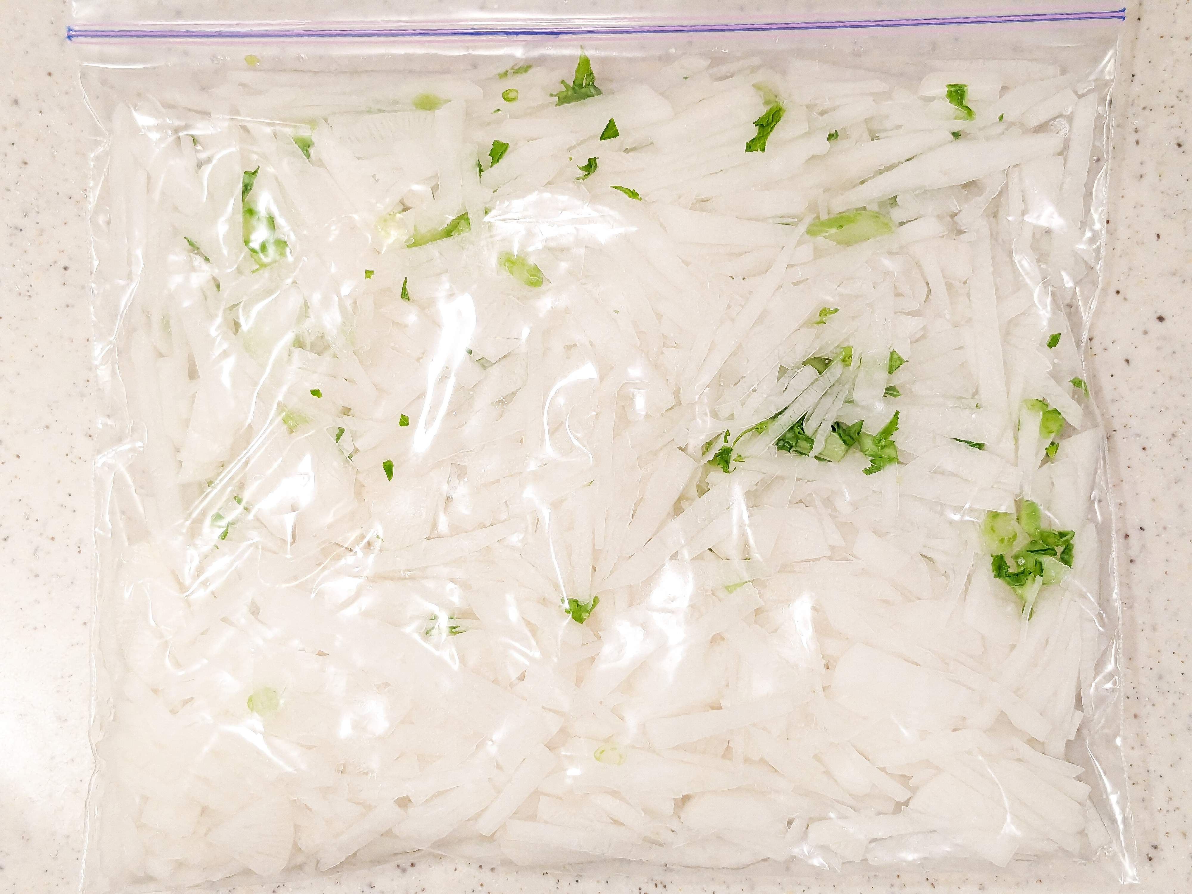 【冷凍貯金】大根は冷凍がベスト！下茹で不要で味染み抜群！