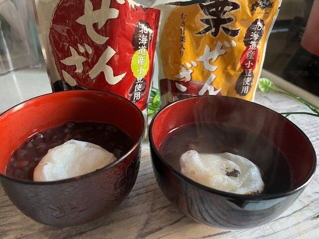 【カルディ】お餅の消費に大活躍！温めるだけで美味しいぜんざい2種。