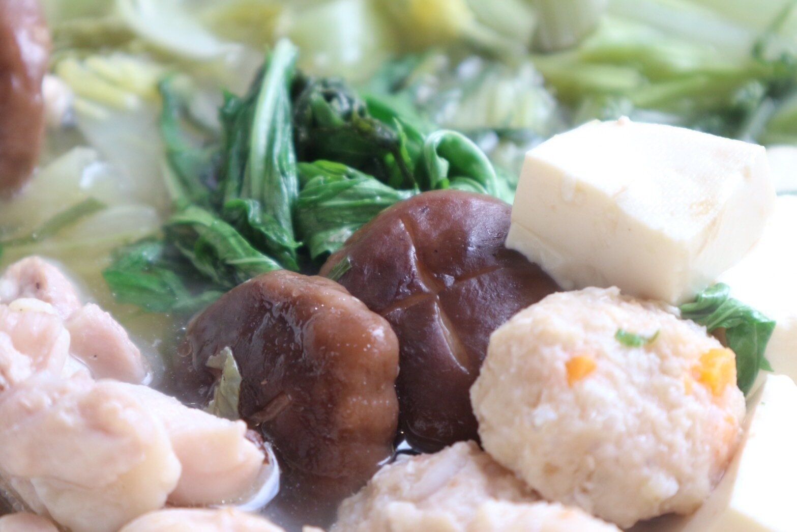 【カルディ】寒い夜もポカポカに。ぽん酢いらずのさわやか風味「3種の柑橘鍋つゆ」