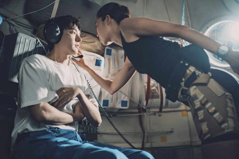 【2025年1月】U-NEXT/Disney/Netflix配信予定の韓国ドラマ一挙紹介！イ・ミンホ主演の大作『星がウワサするから』ついに配信！