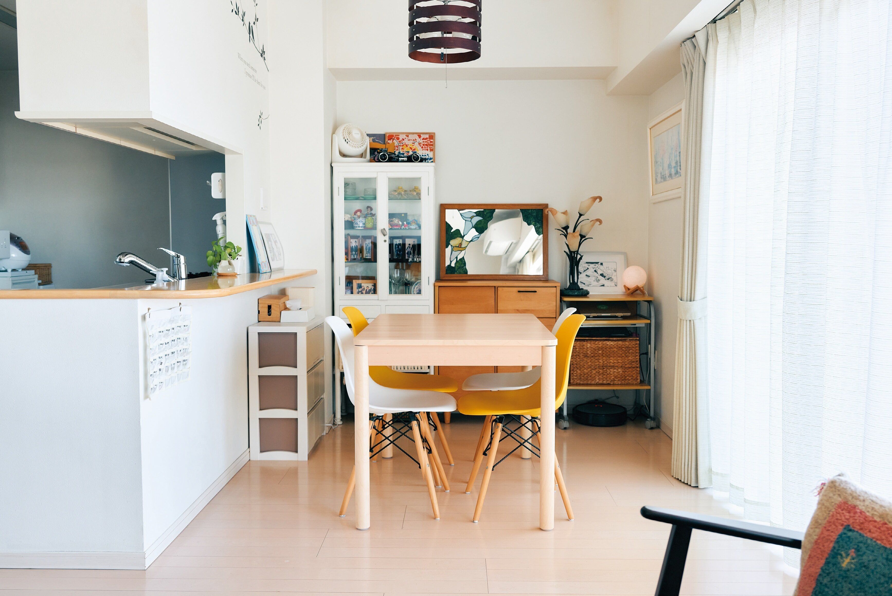 総再生回数1.4億回を突破した片づけYouTubeが大人気！古堅純子さんの物を捨てなくても片づく家ルームツアー