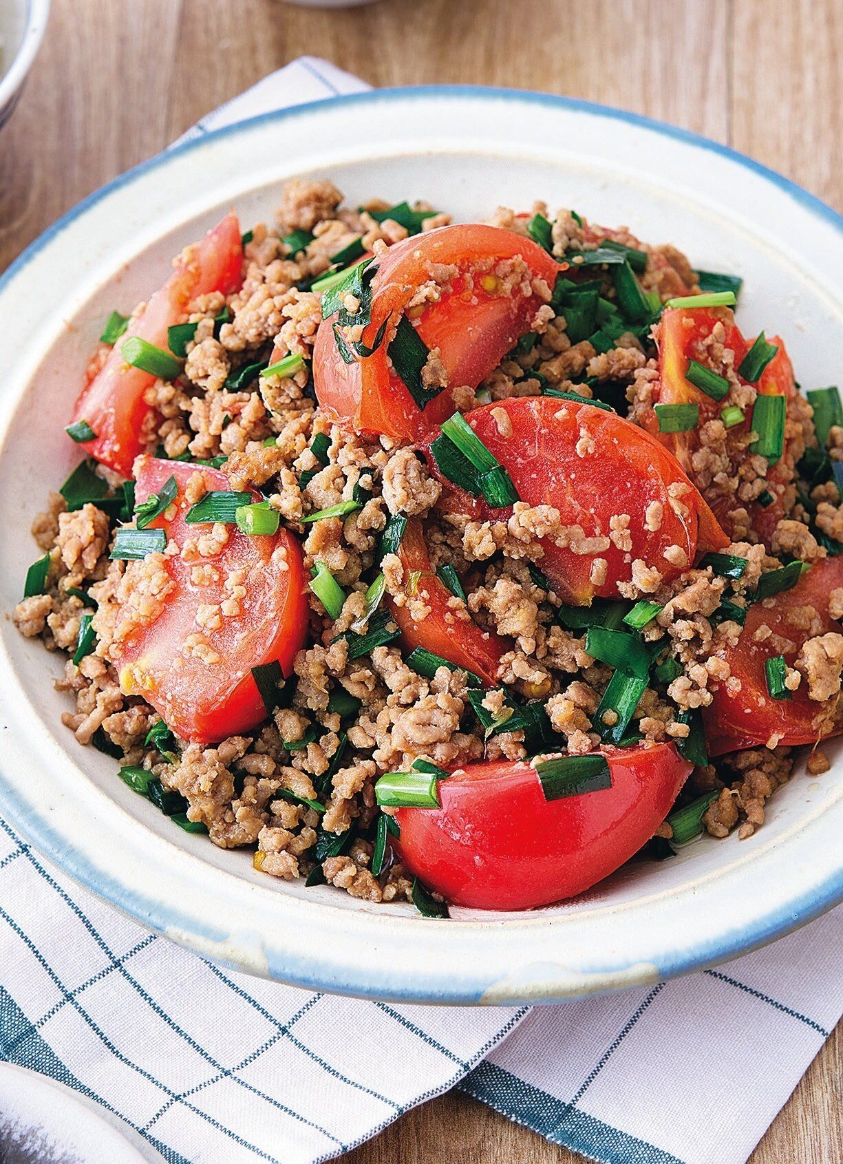 旬の野菜がおいしく食べられるレシピが大人気！ワタナベマキさんの野菜たっぷりシンプルおかず