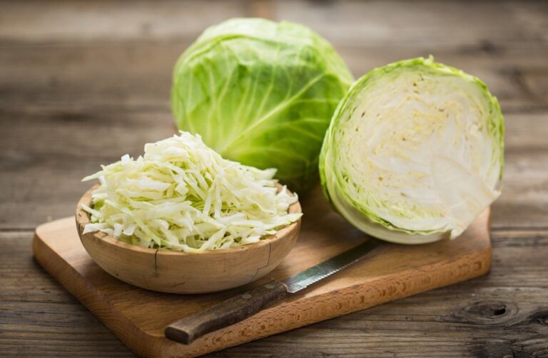 「キャベツ」を食べすぎるとどうなる？知っておきたいキャベツのメリット＆デメリット