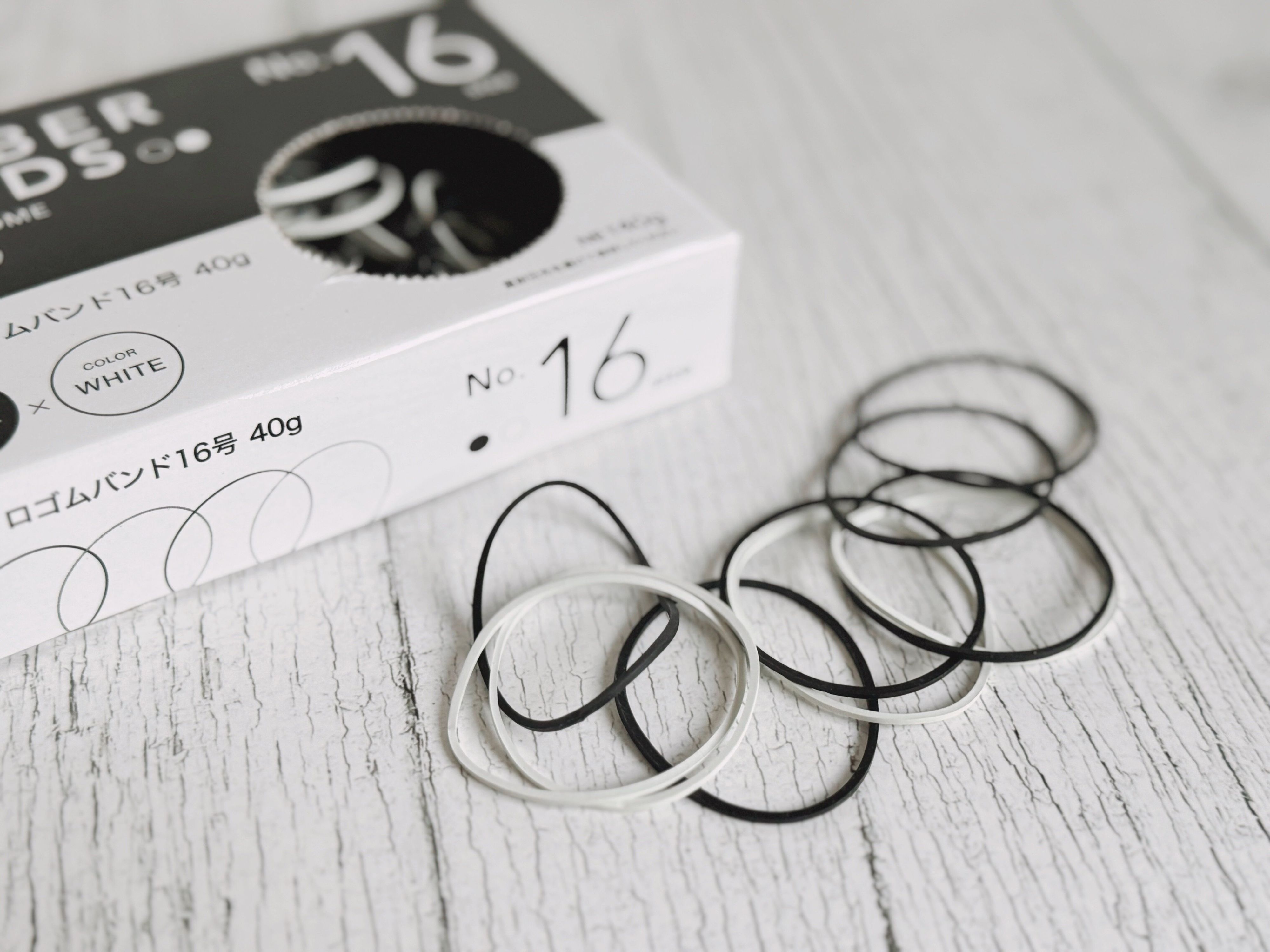 セリアのモノクロゴムバンドは結局何本入っているの？実際に数えてみた結果