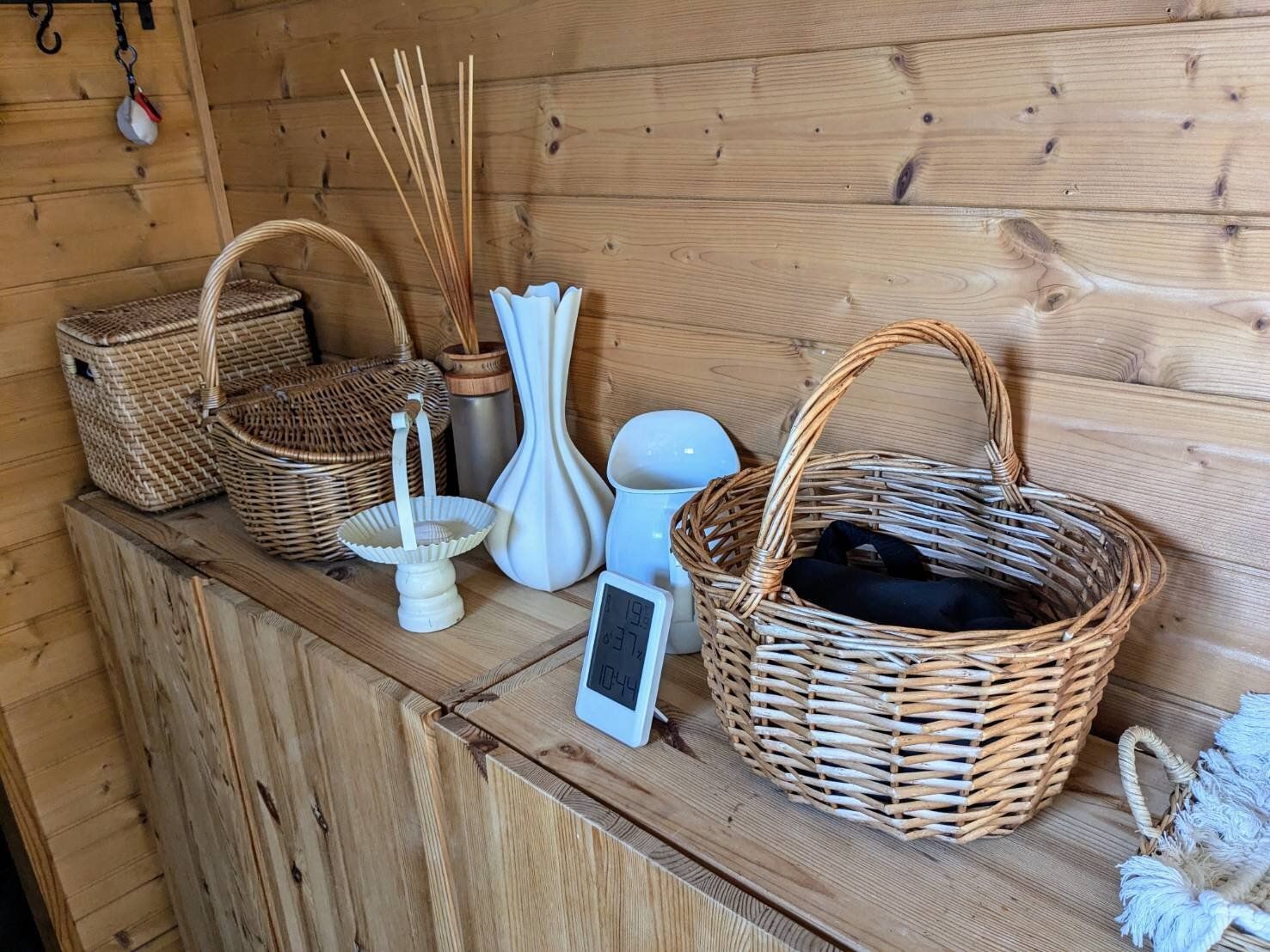 モノが溜まる場所に収納を作る！“逆転の発想でお部屋スッキリ“片付けのプロが解説