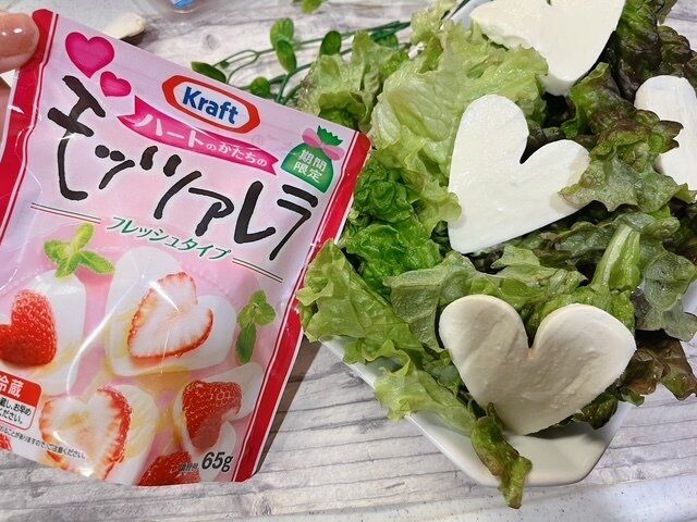 【カルディ】これは可愛い！切るだけで、のせただけで可愛いモッツァレラチーズ